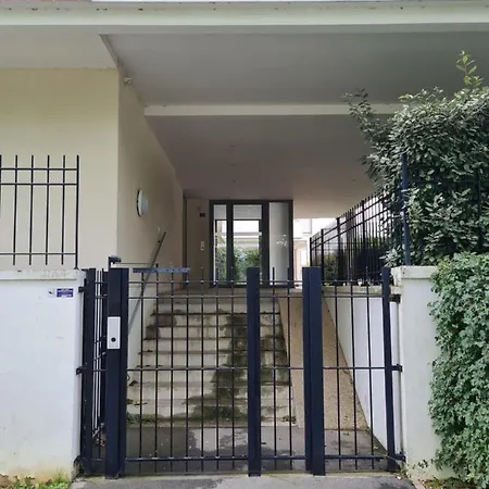 Grand Appartement Dreams Montevrain Exterior photo